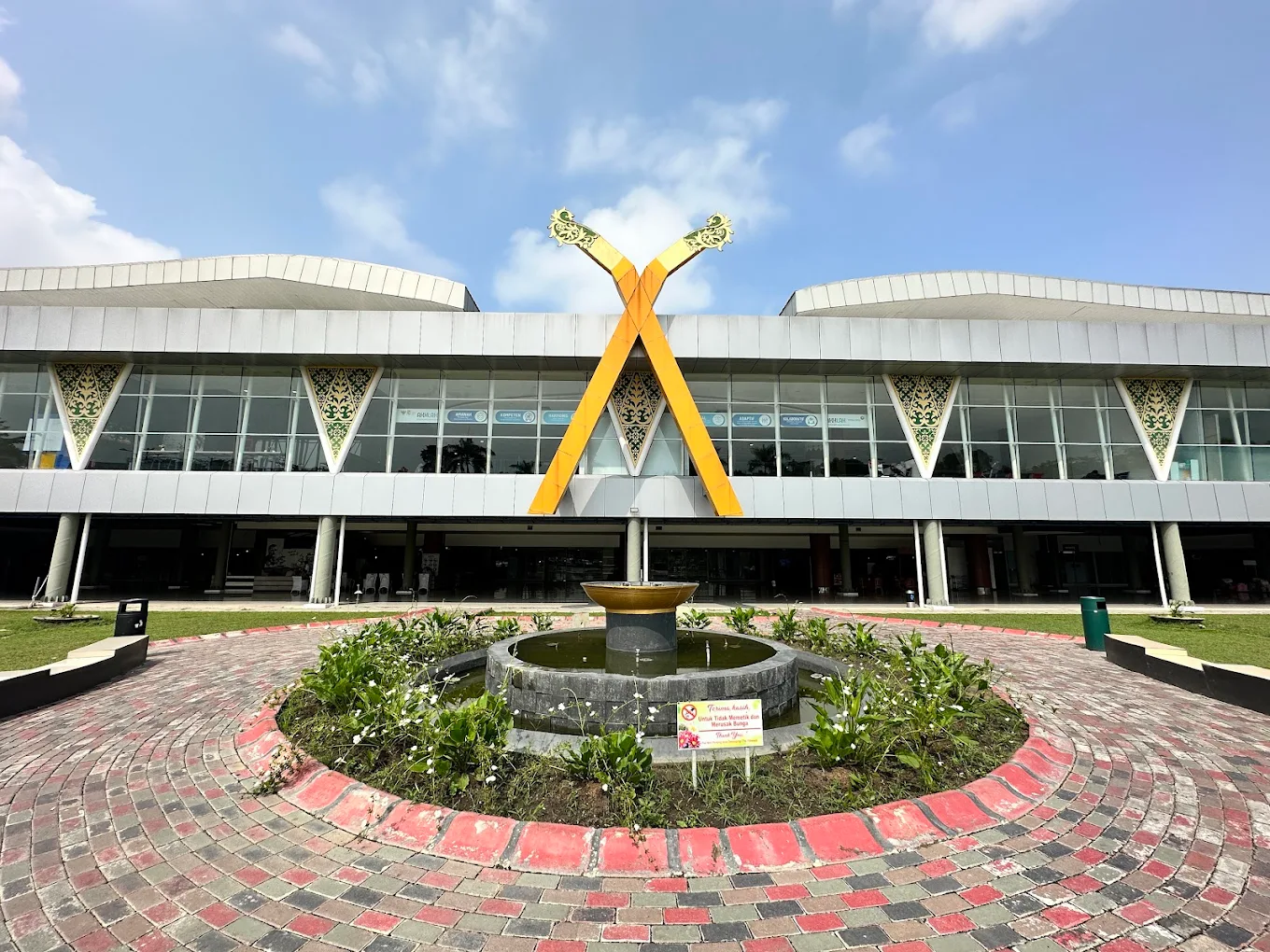 Bandara Sultan Syarif Kasim II